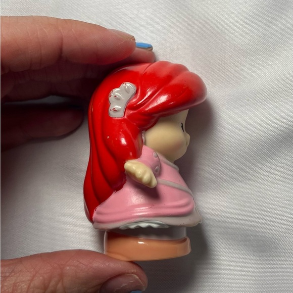 Fisher Price Little People Princess Ariel Pink Dress 2012 Disney Little Mermaid - Picture 4 of 5